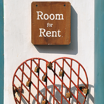 Room for rent sign
