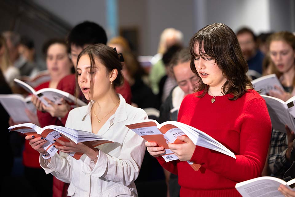 People signing from Handel's Messiah