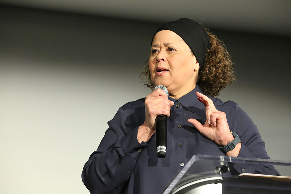 Anna Deavere Smith delivering speaking