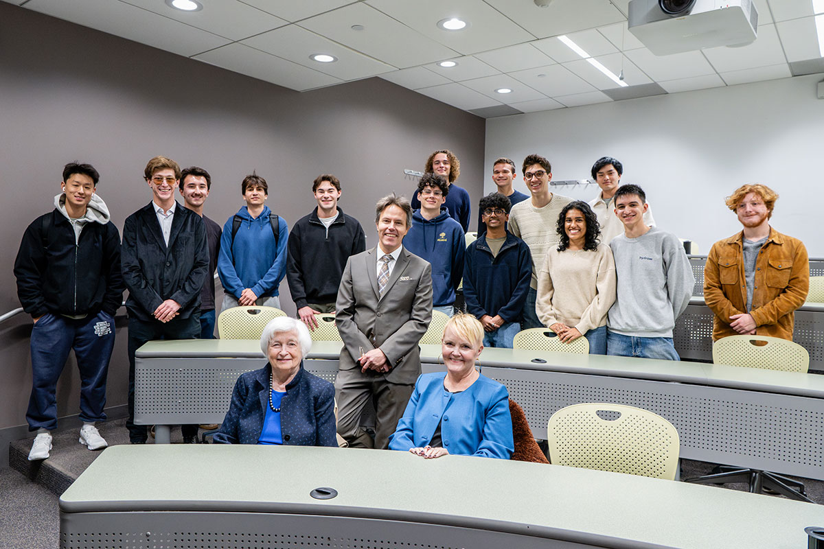 Barbara Clarke, MA’91 and Janet Yellen during their visit to Professor Jean-Paul L’Huillier’s Macroeconomic Theory class