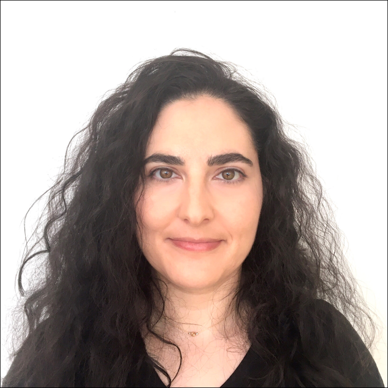 The portrait photo of Sari Seigel