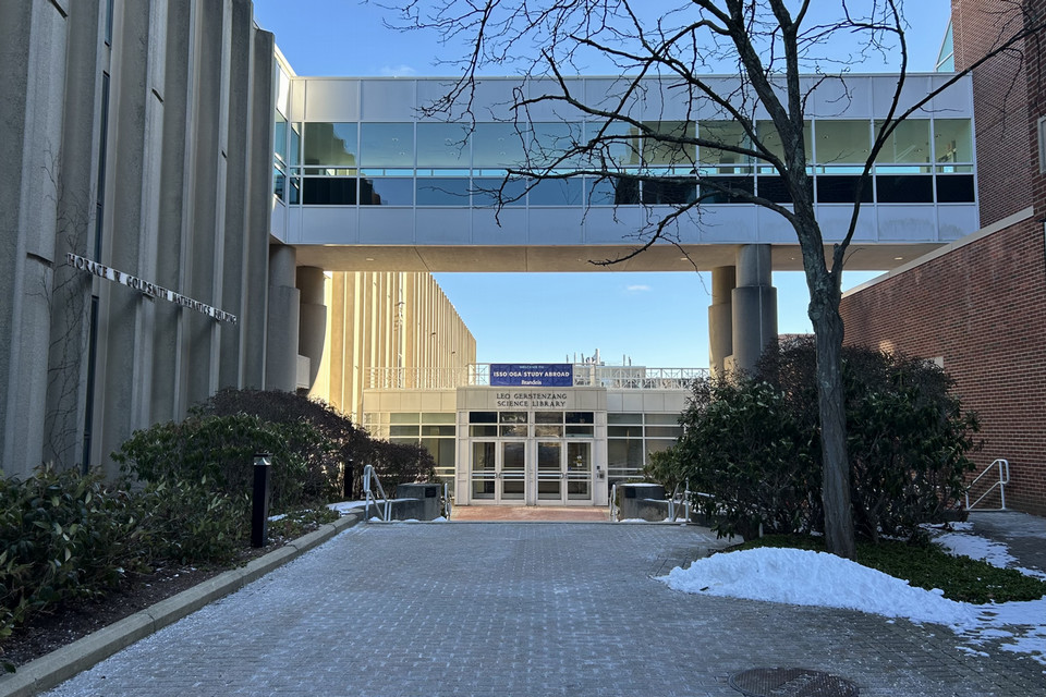 Photo of the outside of Gerstenzang Science Library